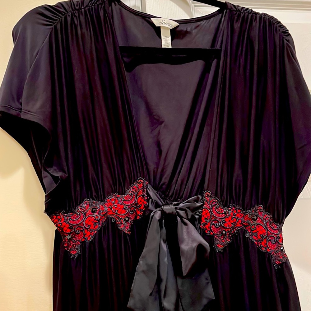 Soma Lingerie Robe- with decorated waist